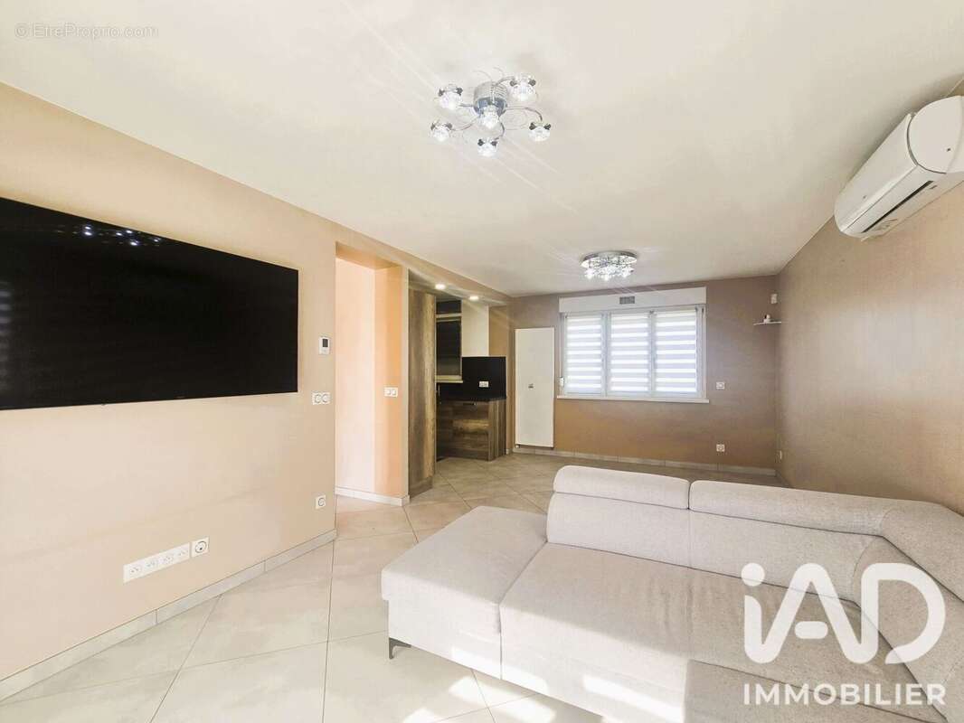 Maison 107 m² à Dommary-Baroncourt  - photo 2