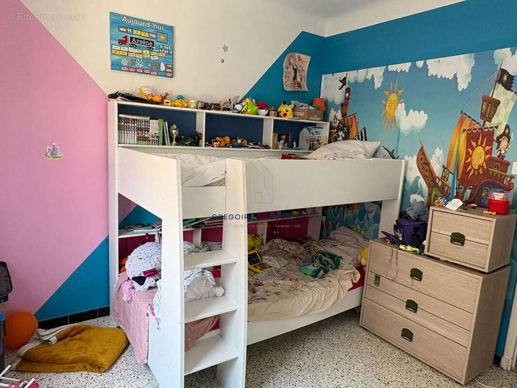 Appartement à PERTUIS