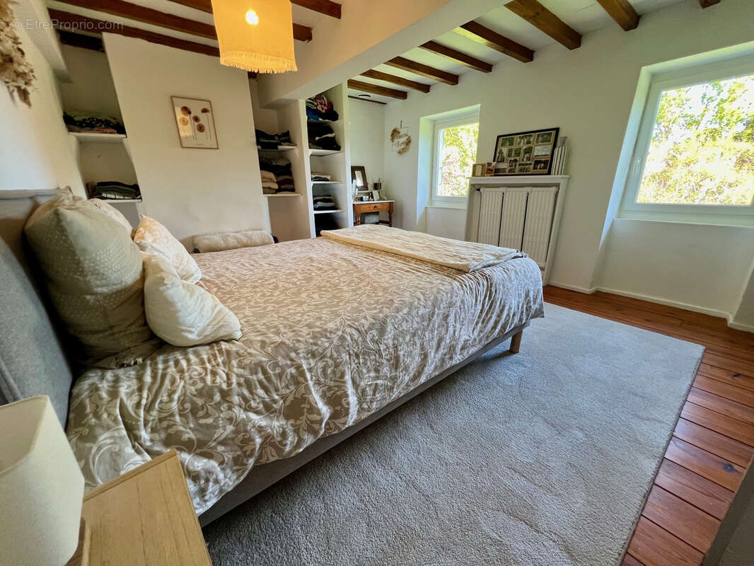 Maison à BEAUTEVILLE