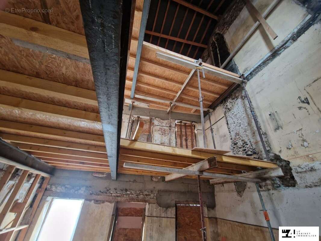 Appartement à CAZERES