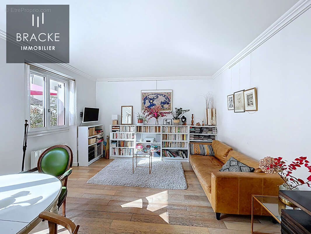 Maison à COURBEVOIE