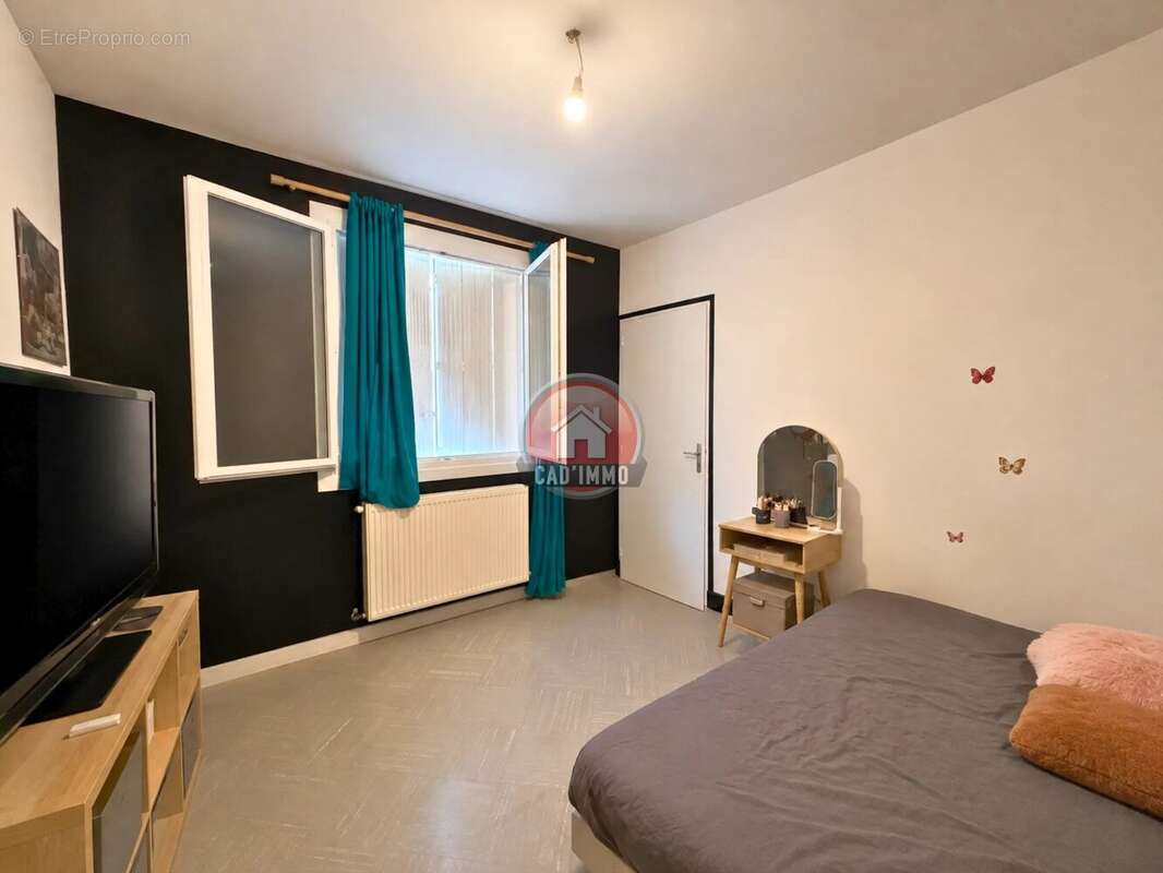 Appartement 74 m² lumineux avec balcon, cave et garage – Bergerac - photo 5