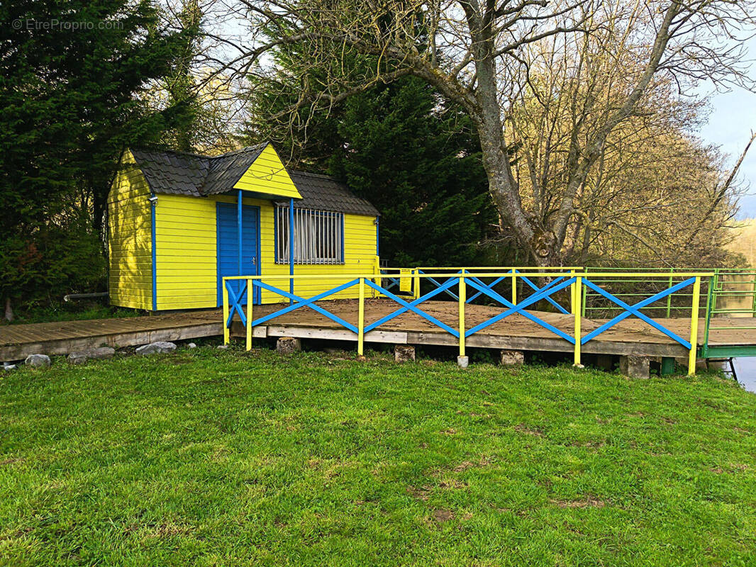 Terrain à LESQUIELLES-SAINT-GERMAIN