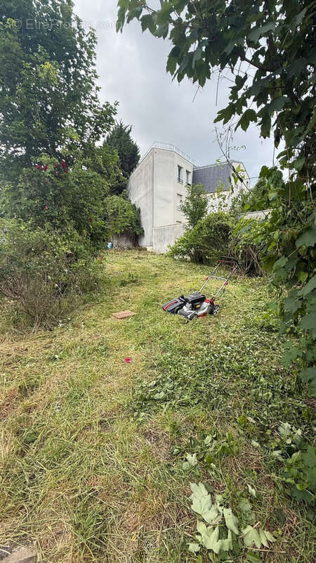 Appartement à PIERREFITTE-SUR-SEINE