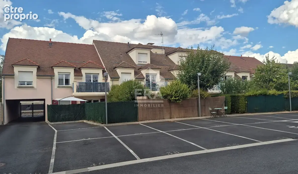 Appartement à GRISY-SUISNES