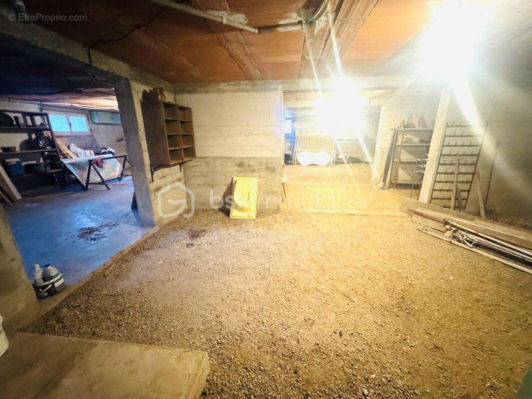 Maison à LIGNAN-SUR-ORB