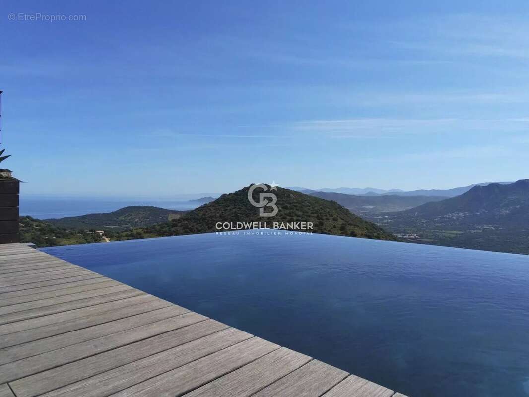 Maison à L&#039;ILE-ROUSSE