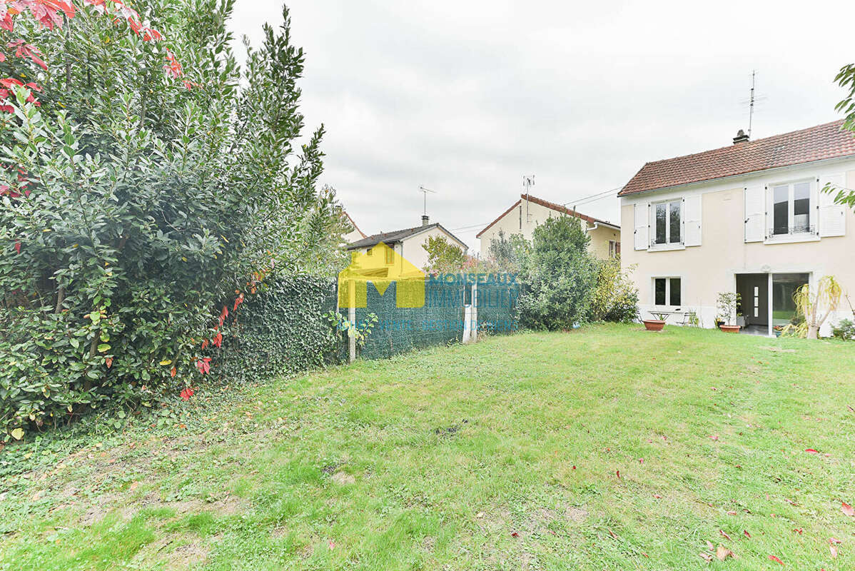 Maison à MAROLLES-EN-HUREPOIX