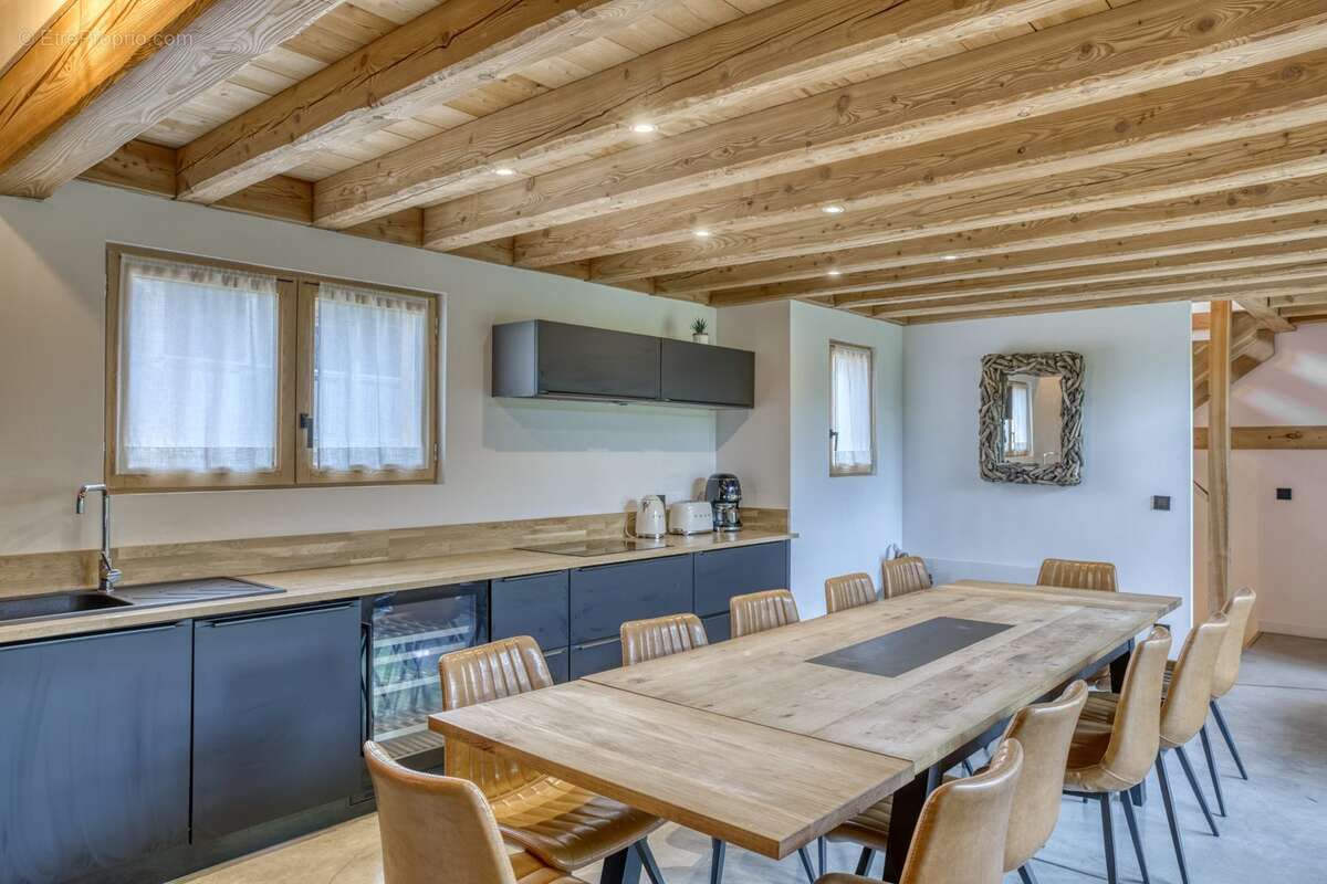 Maison 191 m² à Demi-Quartier  - photo 9