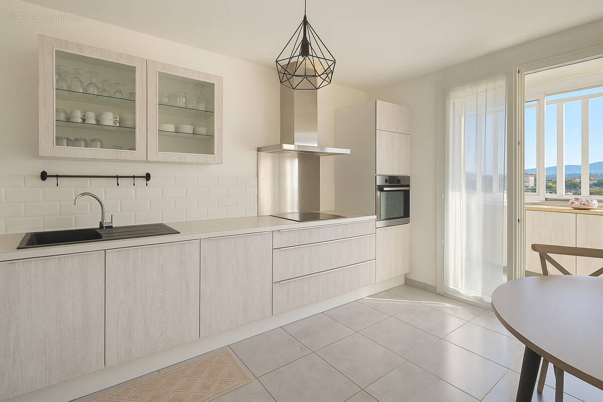 Appartement à MARSEILLE-10E