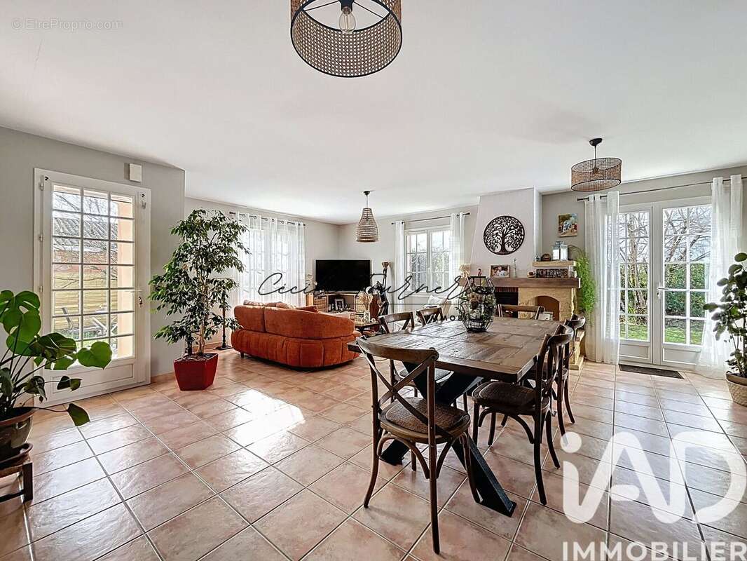 Photo 4 - Maison à PRIGNAC-ET-MARCAMPS