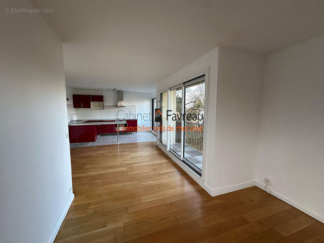 Appartement à L'HAY-LES-ROSES