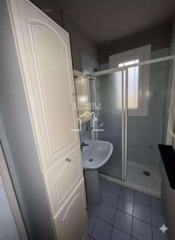 Maison à VILLENEUVE-SUR-YONNE