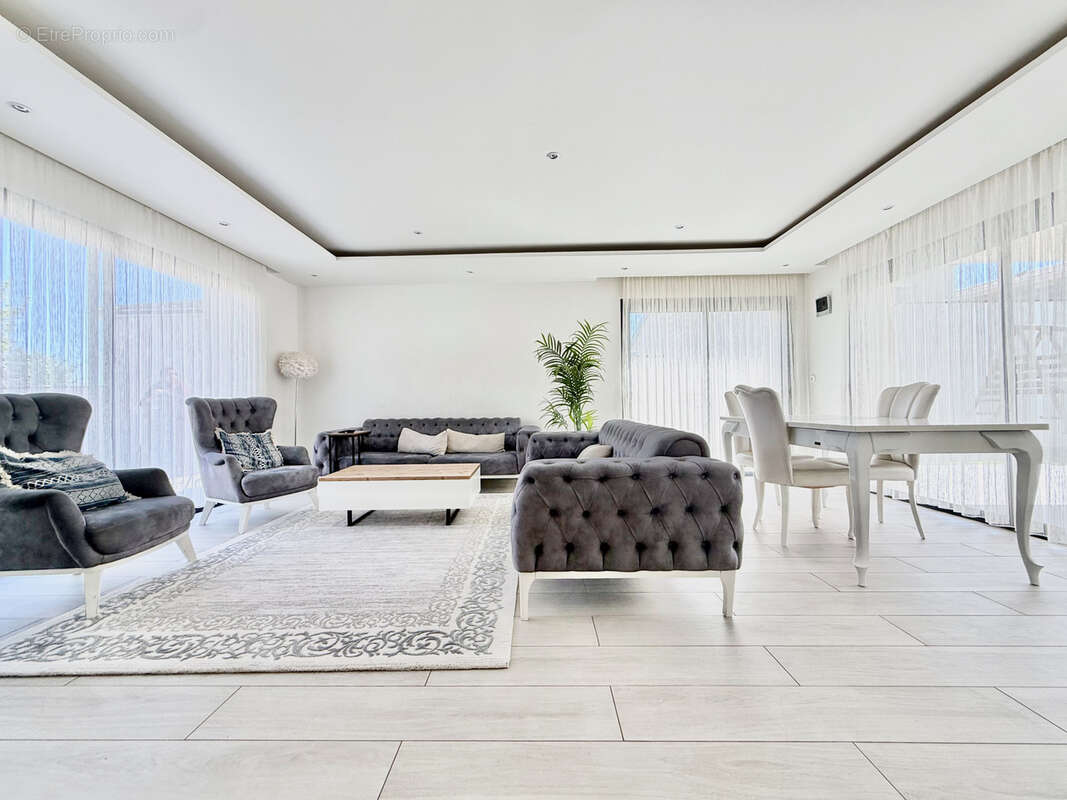 Maison à SAINT-RAMBERT-D'ALBON