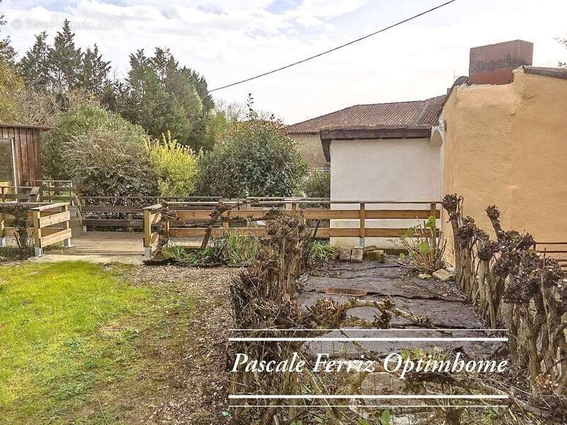 Maison à FRANCON