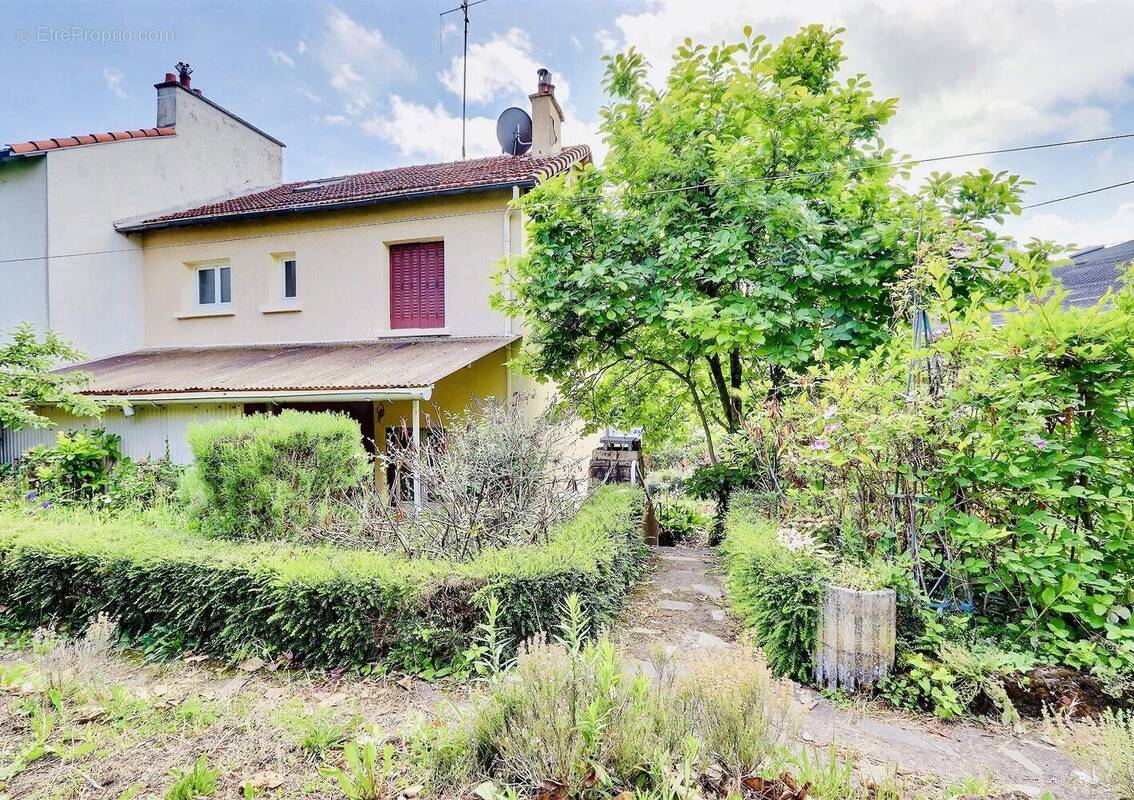 Maison à CLERMONT-FERRAND