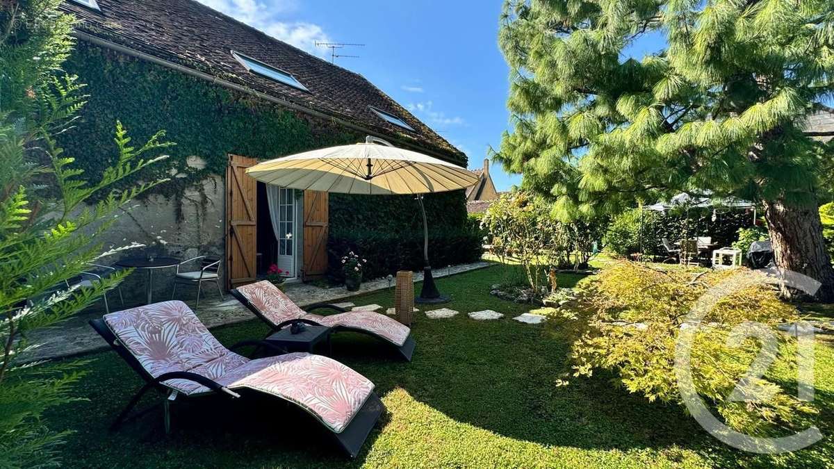 Maison à MALAY-LE-GRAND