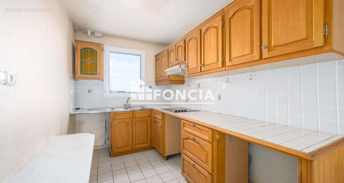 BOURG-LA-REINE – Centre-ville – Appartement familial de standing - photo 8