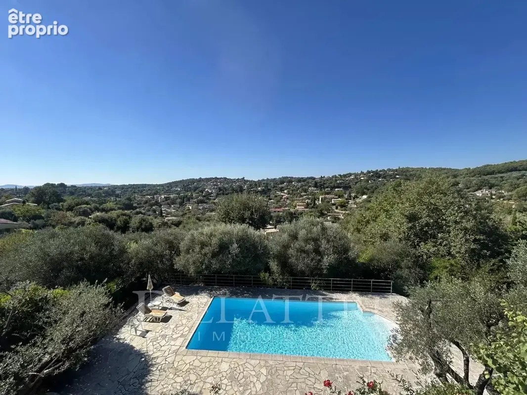 Maison 8 pièces 170 m² à vendre à Le Rouret (06650) - photo 3