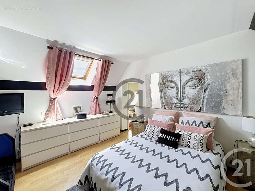 Maison 163 m² à Saint-Martin-Du-Tertre  - photo 10