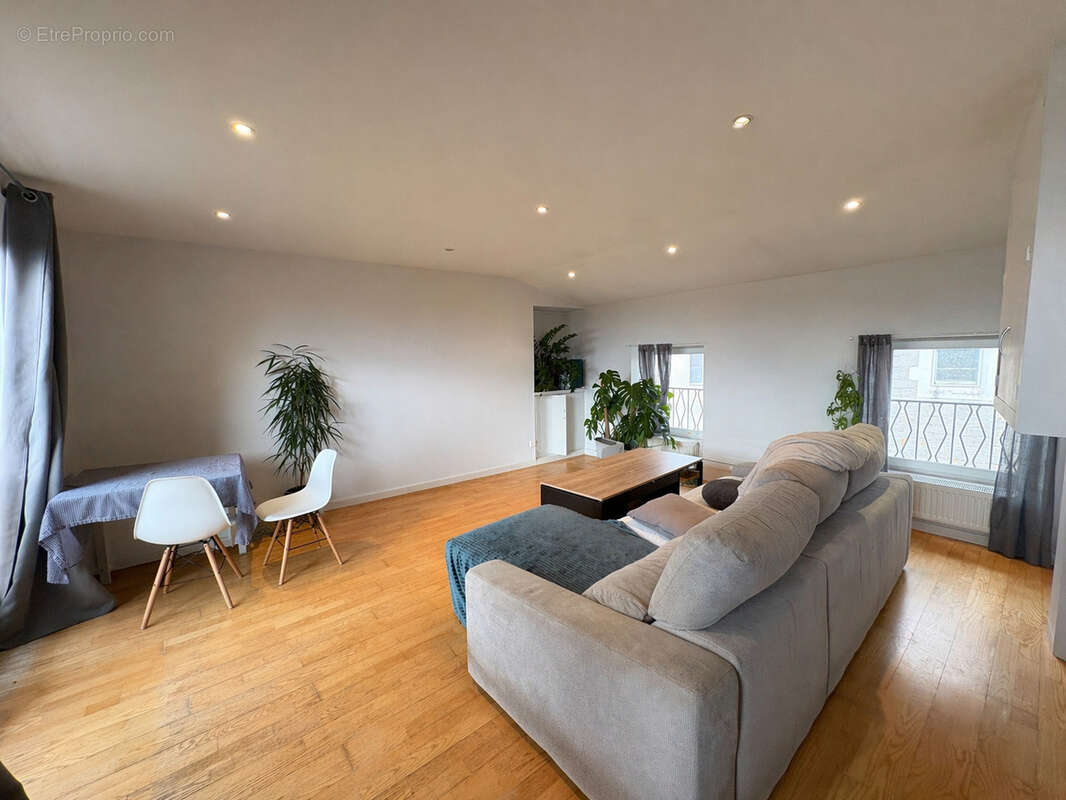 Appartement à SORBIERS