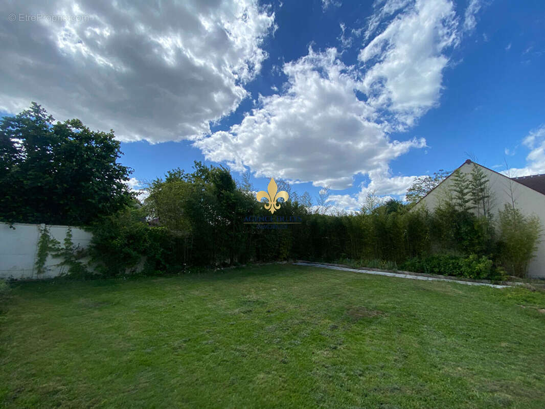 Maison à ORRY-LA-VILLE