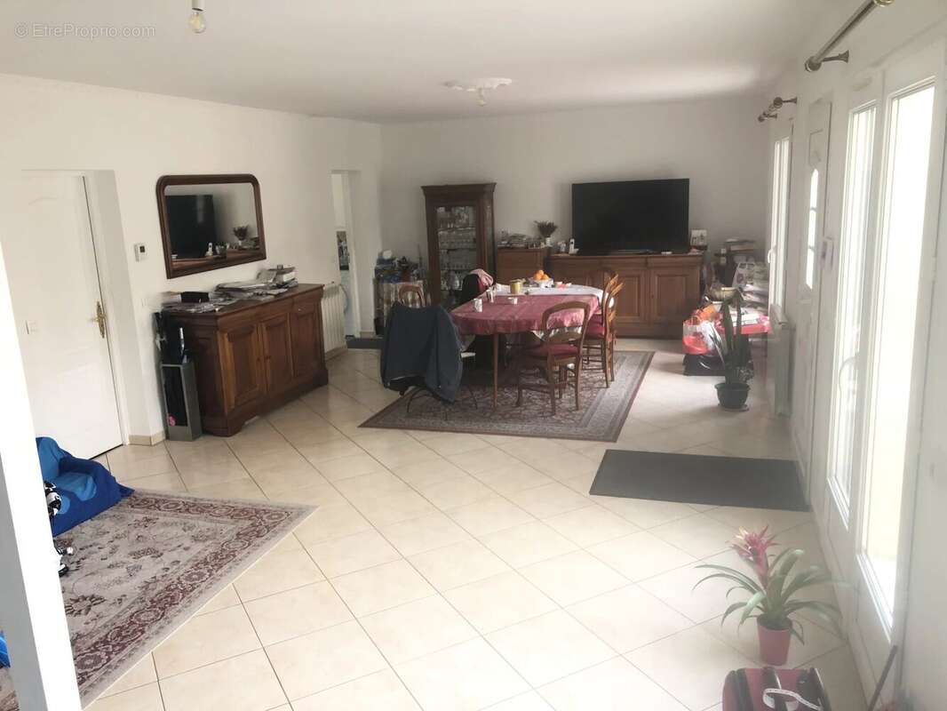 Maison à SARTROUVILLE