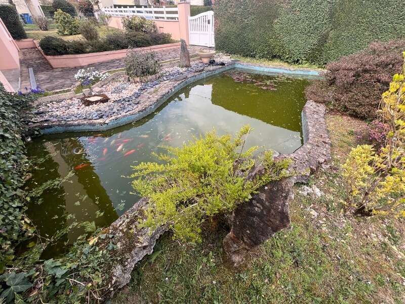 Maison à RILHAC-RANCON