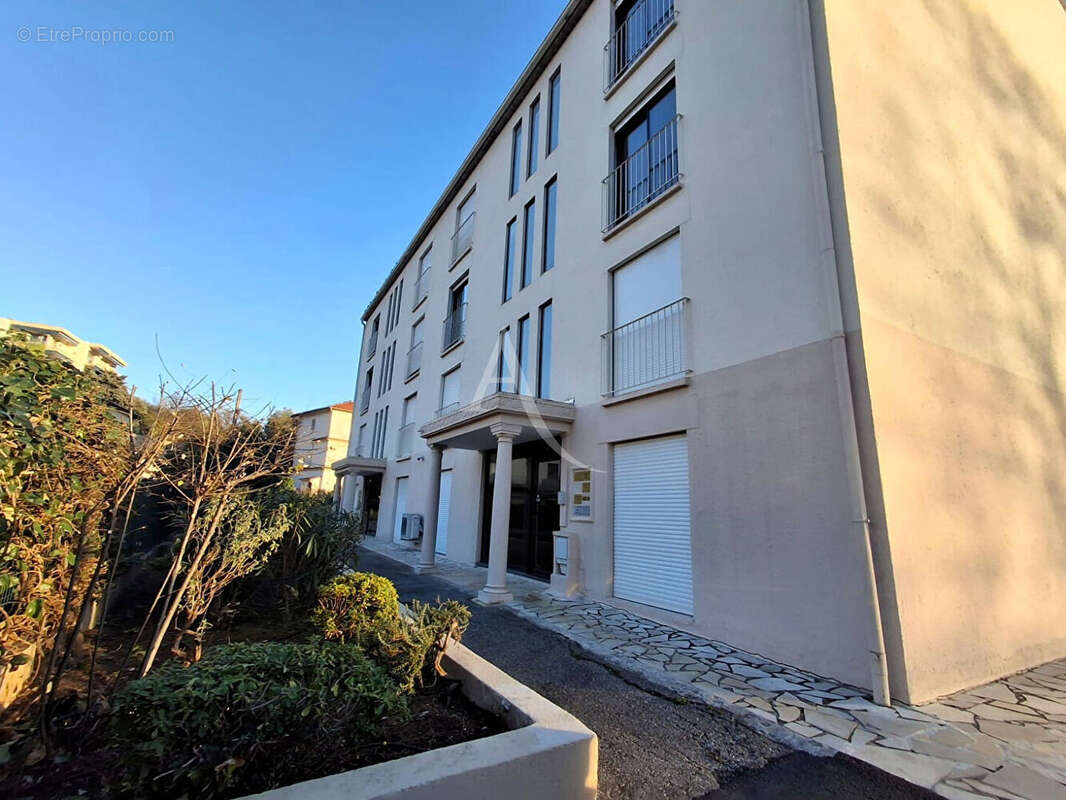 Appartement à VENCE