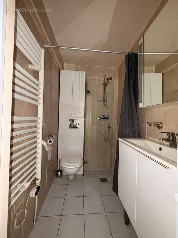 Appartement à LA FERTE-ALAIS