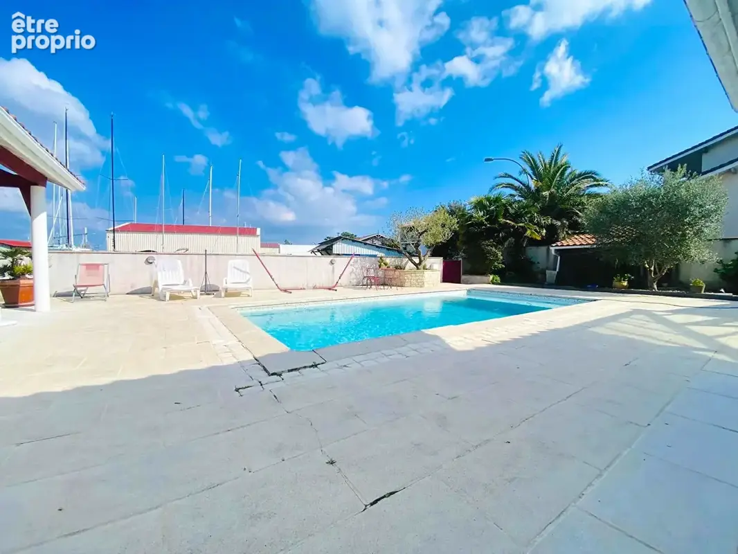 Maison d'architecte T5 avec piscine à vendre à Gujan-Mestras - photo 8