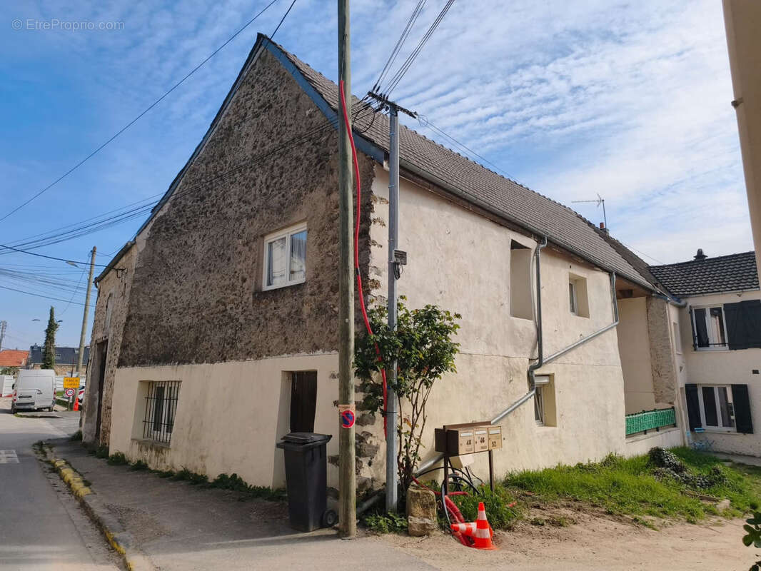 Maison à LEUVILLE-SUR-ORGE