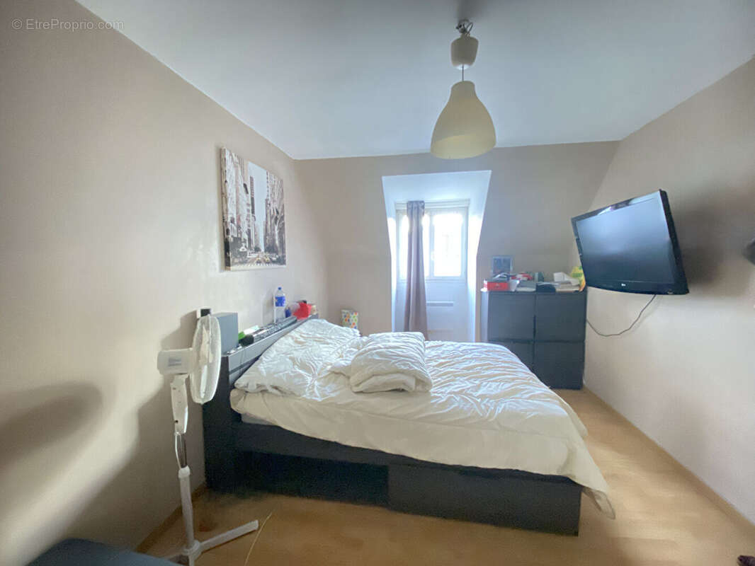 Maison à CONGIS-SUR-THEROUANNE