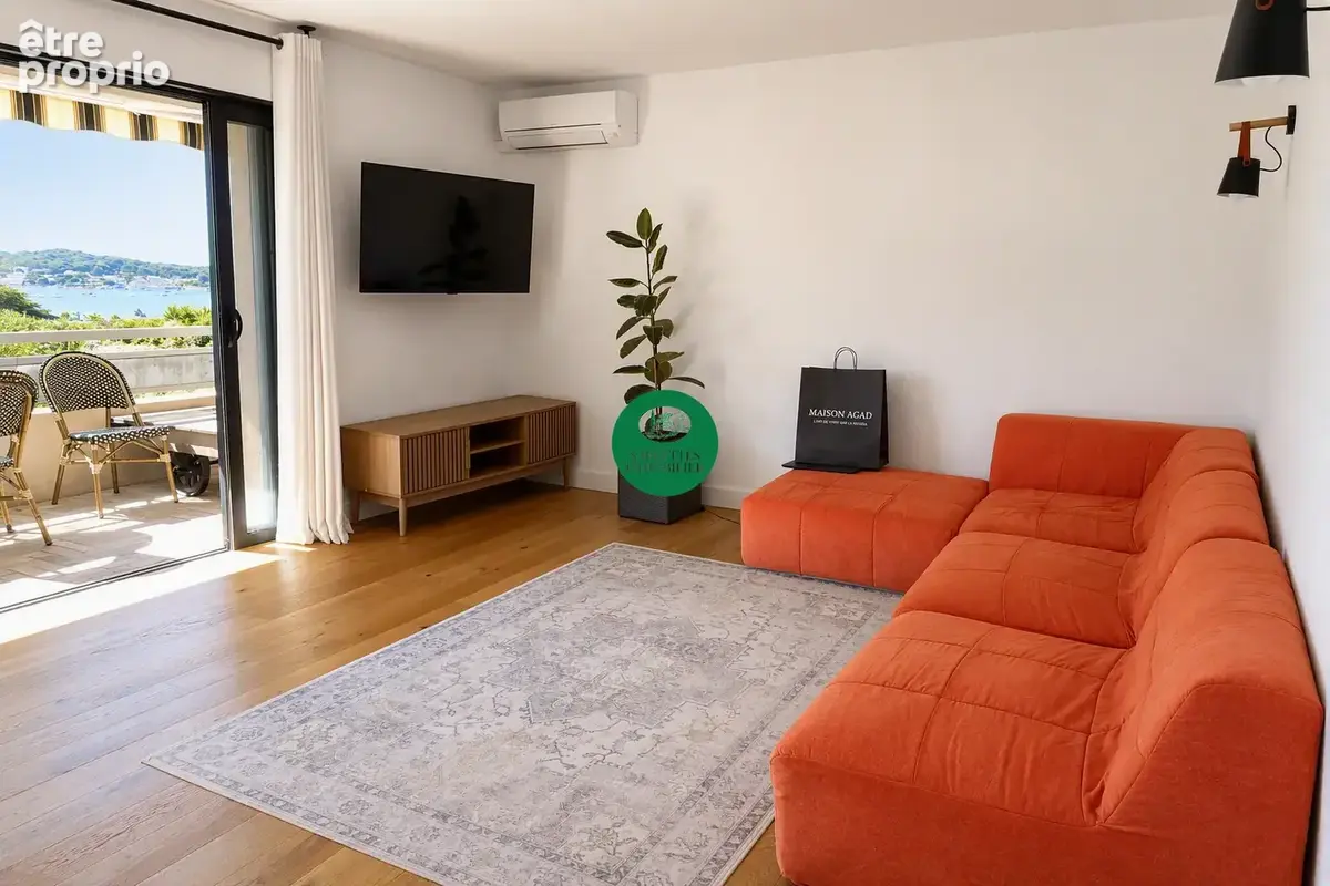 Vue Mer Panoramique sur la Baie de Tamaris  Appartement T4 de 83 m2 avec Terrasse à La Seyne-sur-Mer - photo 5