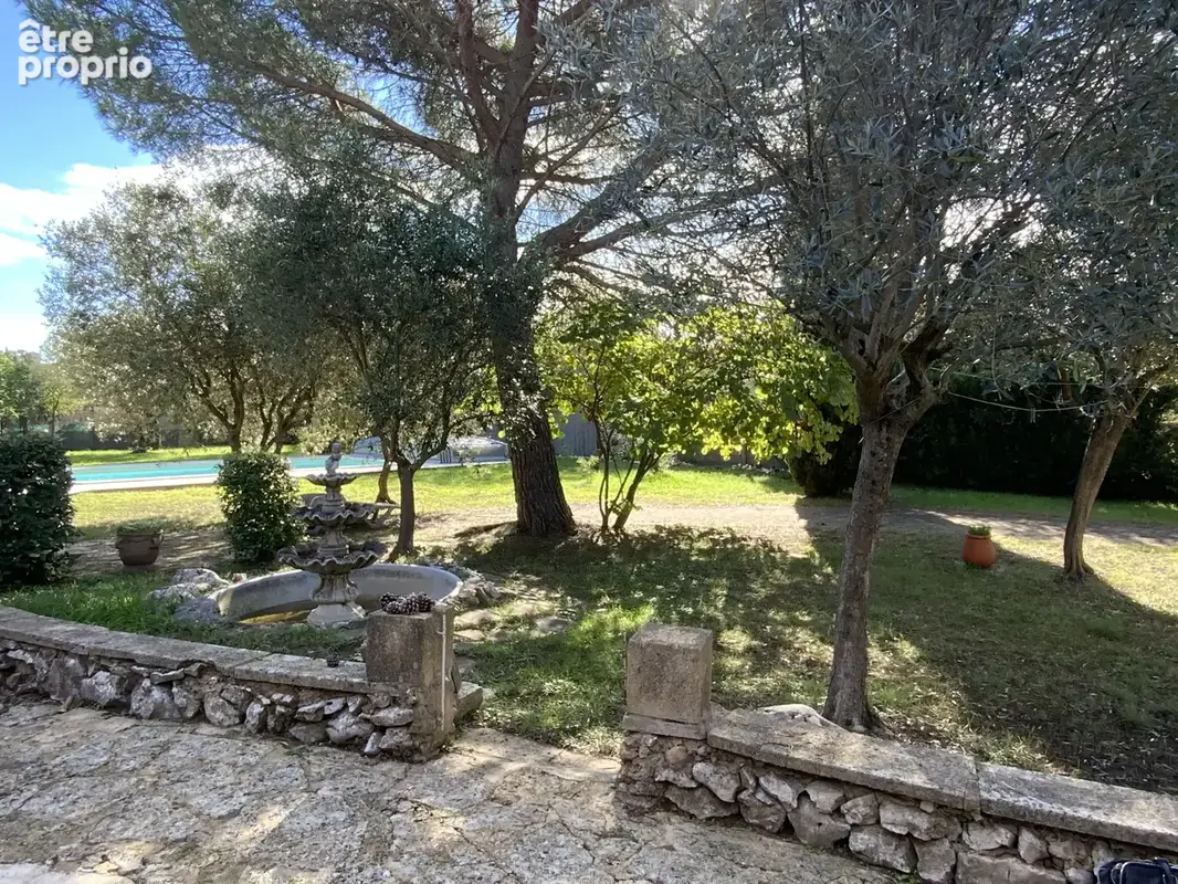 Exclusif,dans un village recherché, maison en pierre avec appartement indépendant sur un terrain de 2167 m2 et - photo 9