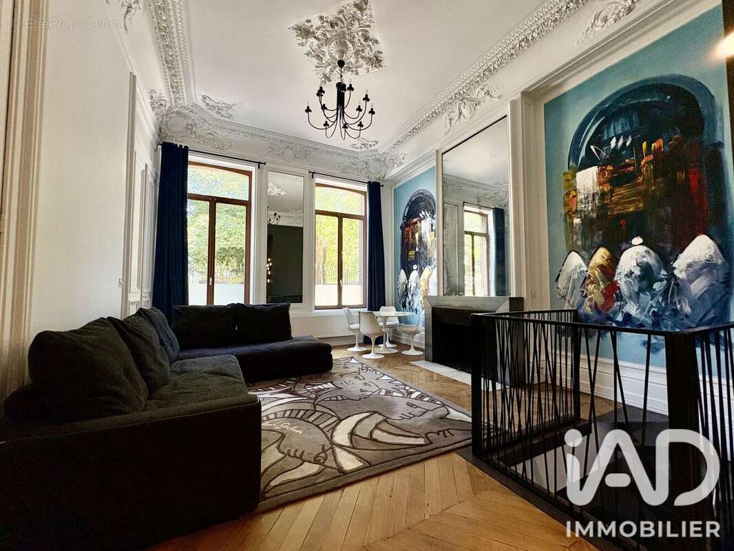 Appartement 68 m² à Lille  - photo 2