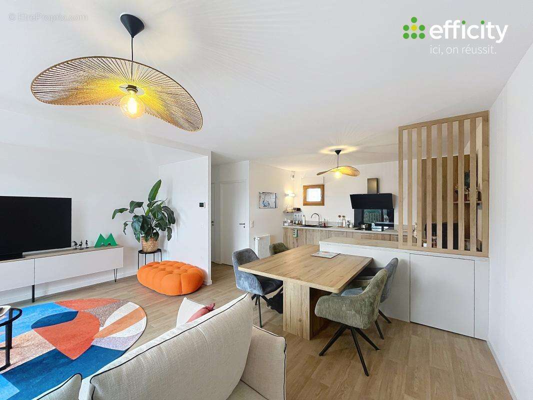Appartement à SAINT-JACQUES-DE-LA-LANDE