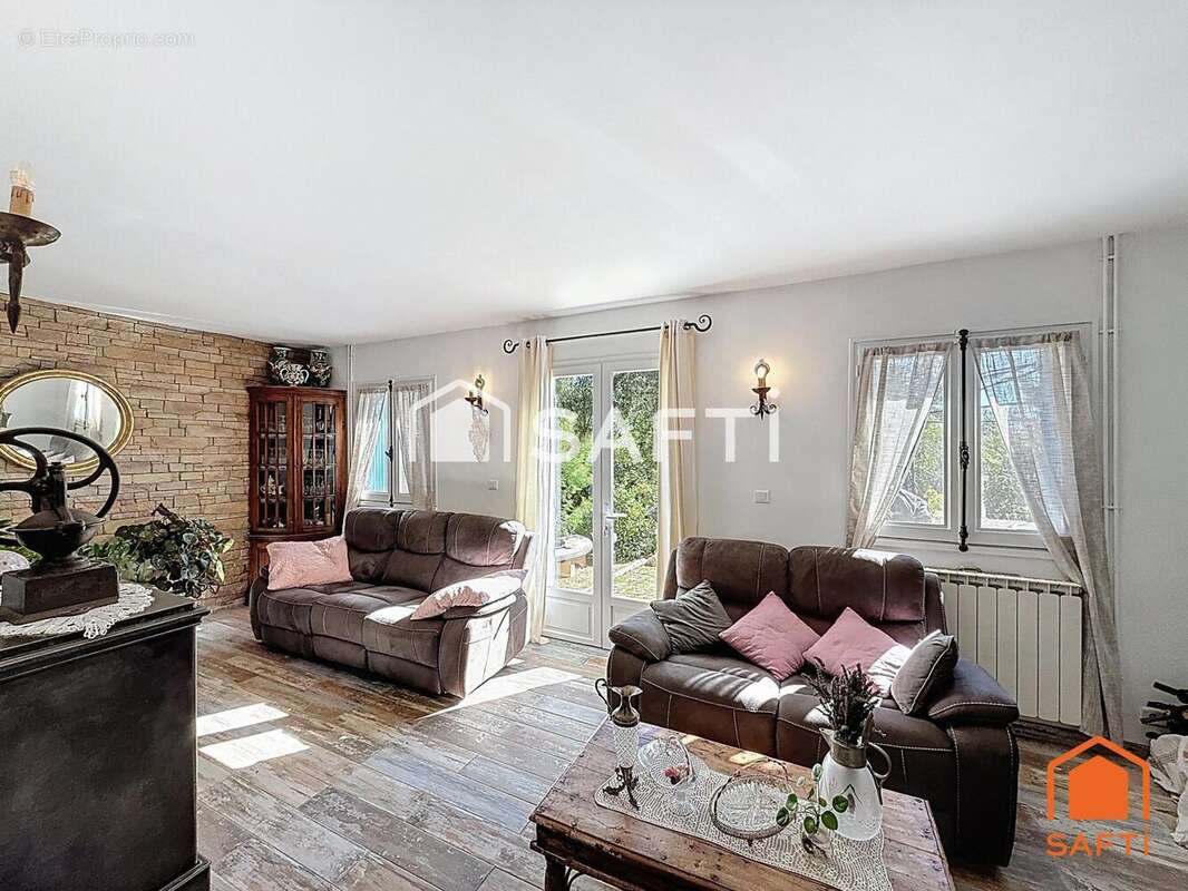 Photo 5 - Maison à REGUSSE