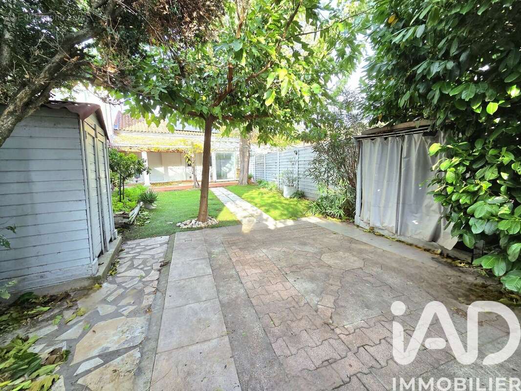 Photo 3 - Maison à ARLES