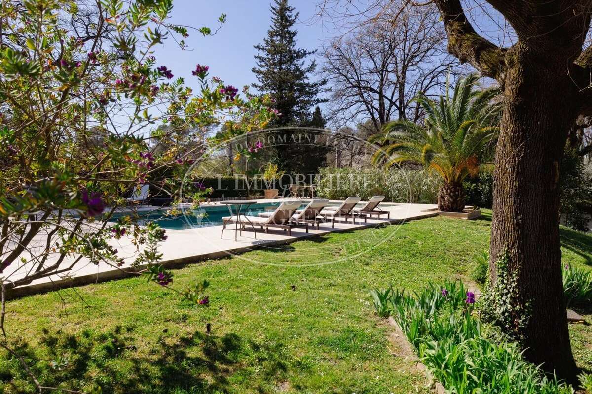 Maison à ROQUEFORT-LES-PINS