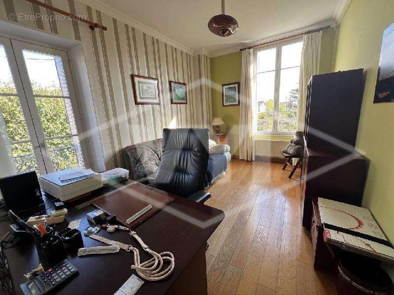 Maison à COMBS-LA-VILLE