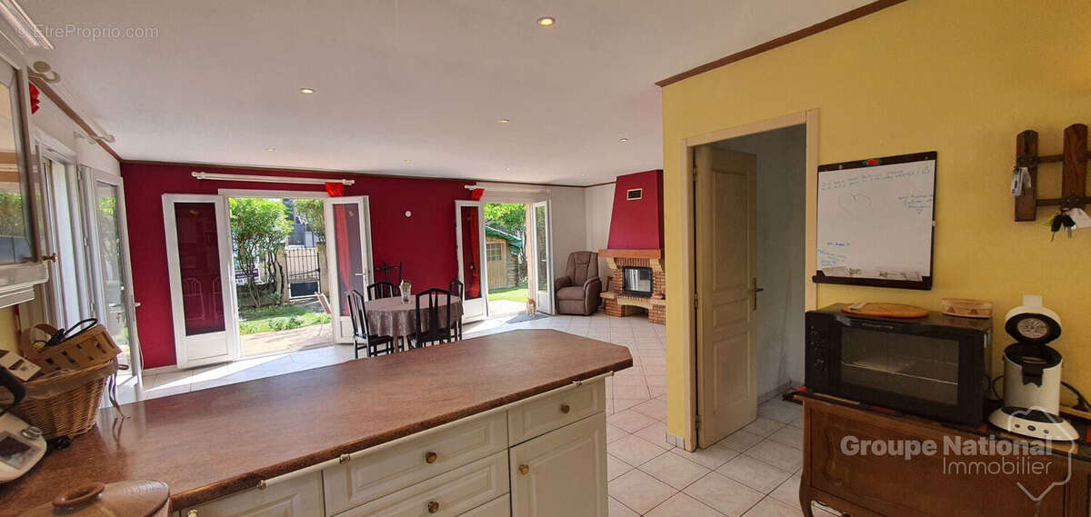 Maison à SAINT-MAXIMIN-LA-SAINTE-BAUME