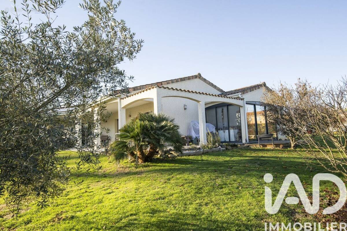 Photo 1 - Maison à VILLENEUVE-DE-RIVIERE