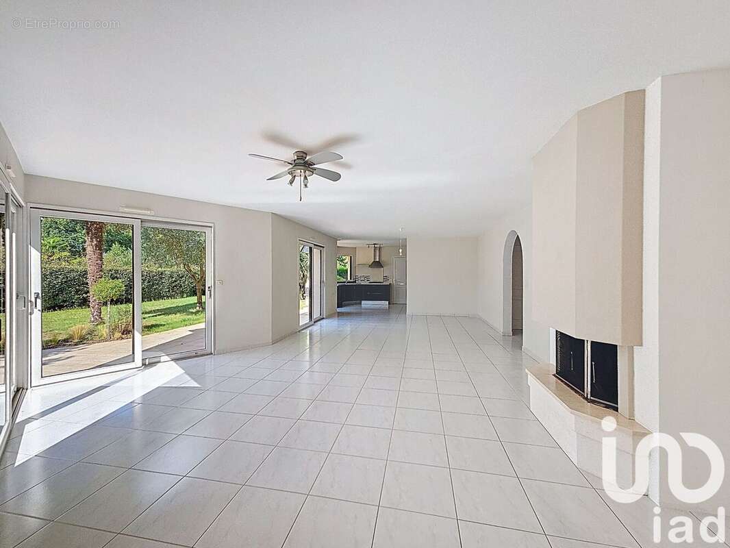 Photo 3 - Maison à LA MEZIERE