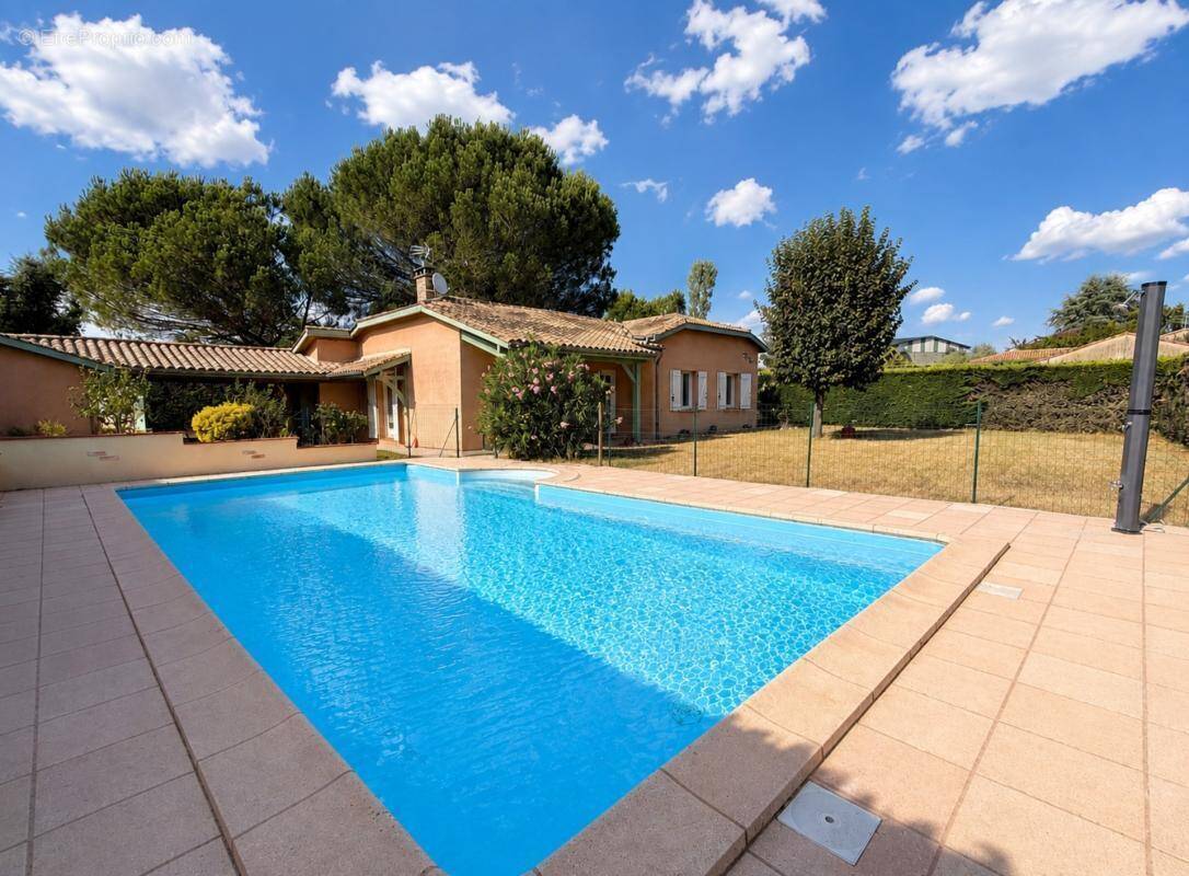 Maison à SAINT-SYLVESTRE-SUR-LOT