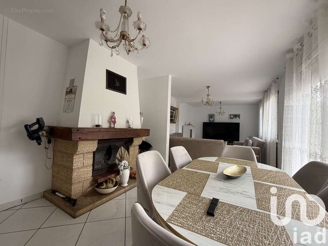 Photo 4 - Maison à MOISSY-CRAMAYEL