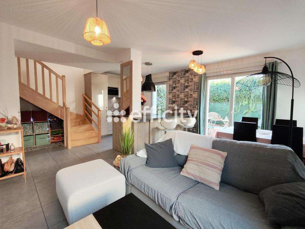 Appartement à CHASSIEU