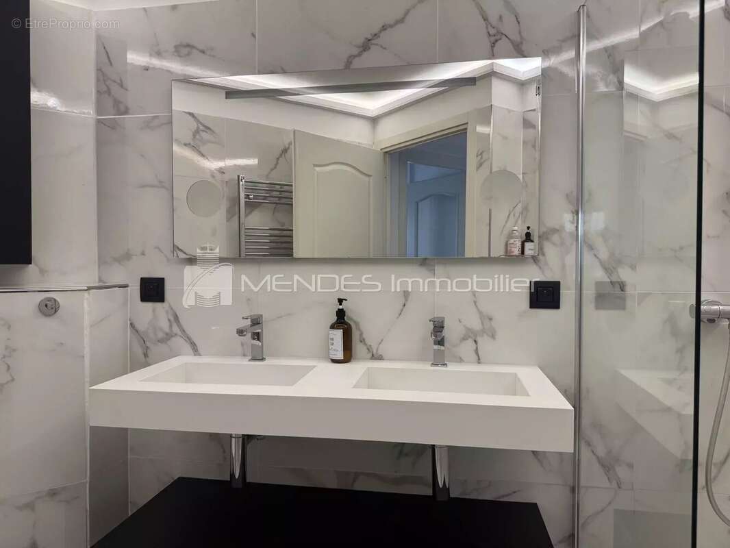 Appartement à CAP-D'AIL