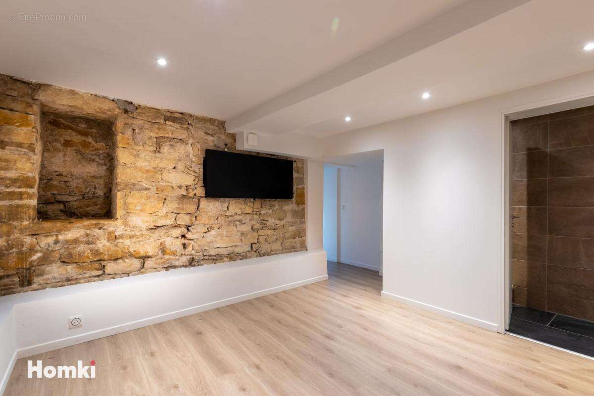 Appartement T3 de 77 m2 à Collonges-au-Mont-d'Or - photo 11