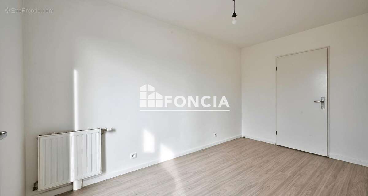 Appartement à SAINT-OUEN-L&#039;AUMONE